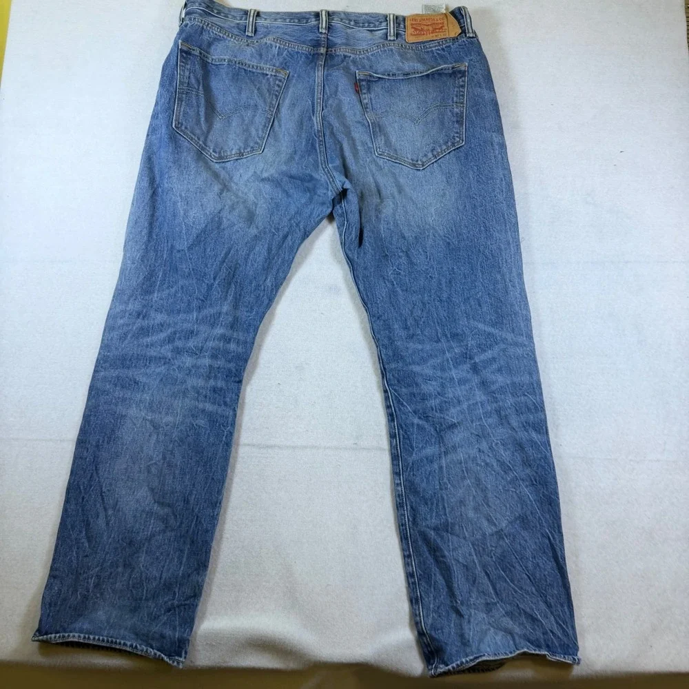 Levis 501 Original Fit Jeans Mens 40x32 Light Wash Blue Button Fly Straight Leg